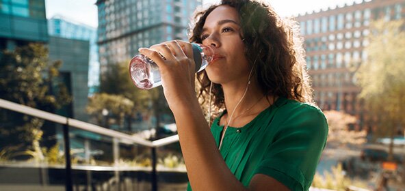 Bouteilles d'eau r&eacute;utilisables