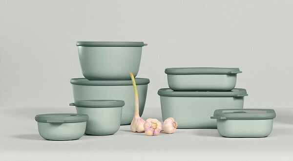 Food storage containers