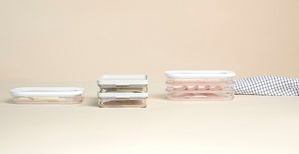 Cold meat storage containers