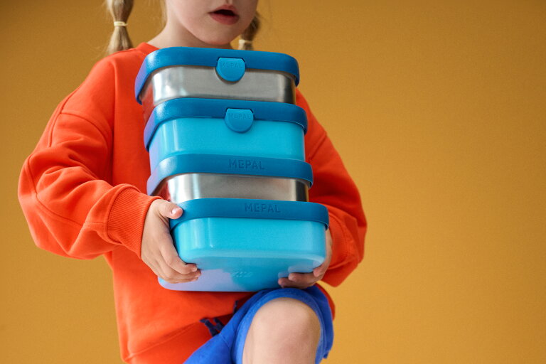 range_images-1074_range01_lunchboxes