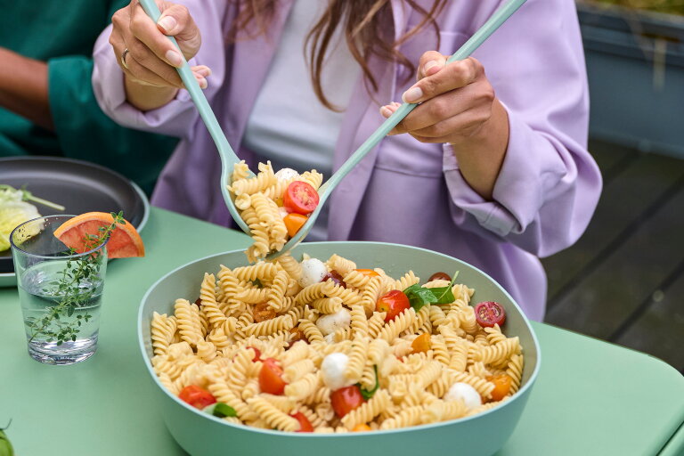 usp_images_others-1059412_silueta_set_usp02