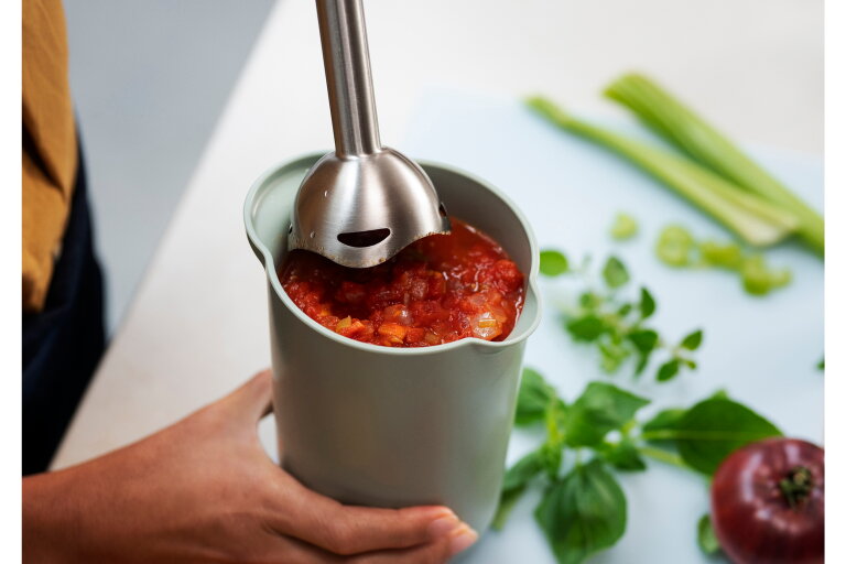 usp_images-1023125_usp02_mixingjug