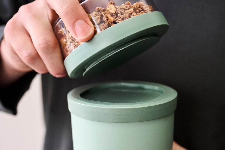 usp_images_others-1076570_usp02_lunchpotxl