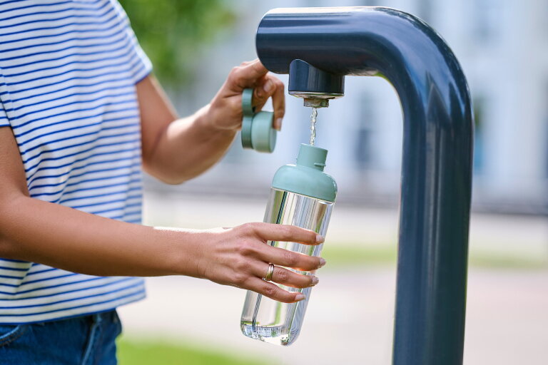 usp_images_others-10773_usp02_refillwithtapwater