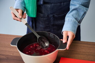 lifestyle_images#1023305_mood01_cookingspoon