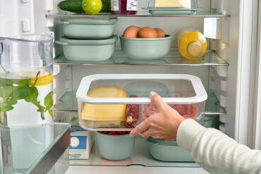 lifestyle_images#1062_cirqula_roundandrectangular_spherefridge