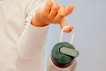 usp_images_others#1074580_insulateddrinkingbottlefu_usp_easytocarry