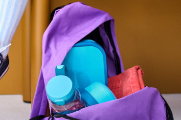 lifestyle_images#1074850_mood03_drinkingbottlewithflipcap