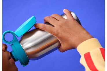 usp_images#1074890_usp02_stainlesssteelbottlewithflipcap