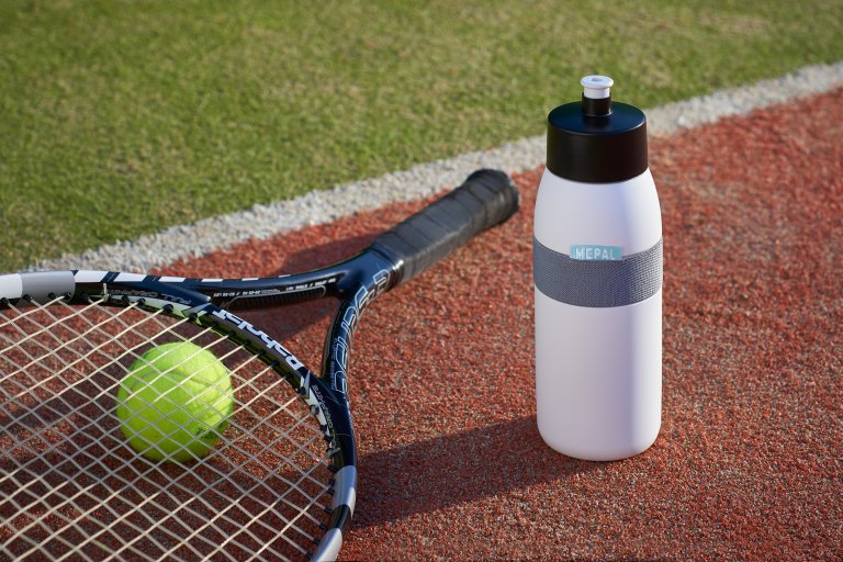 sports-bottle-ellipse